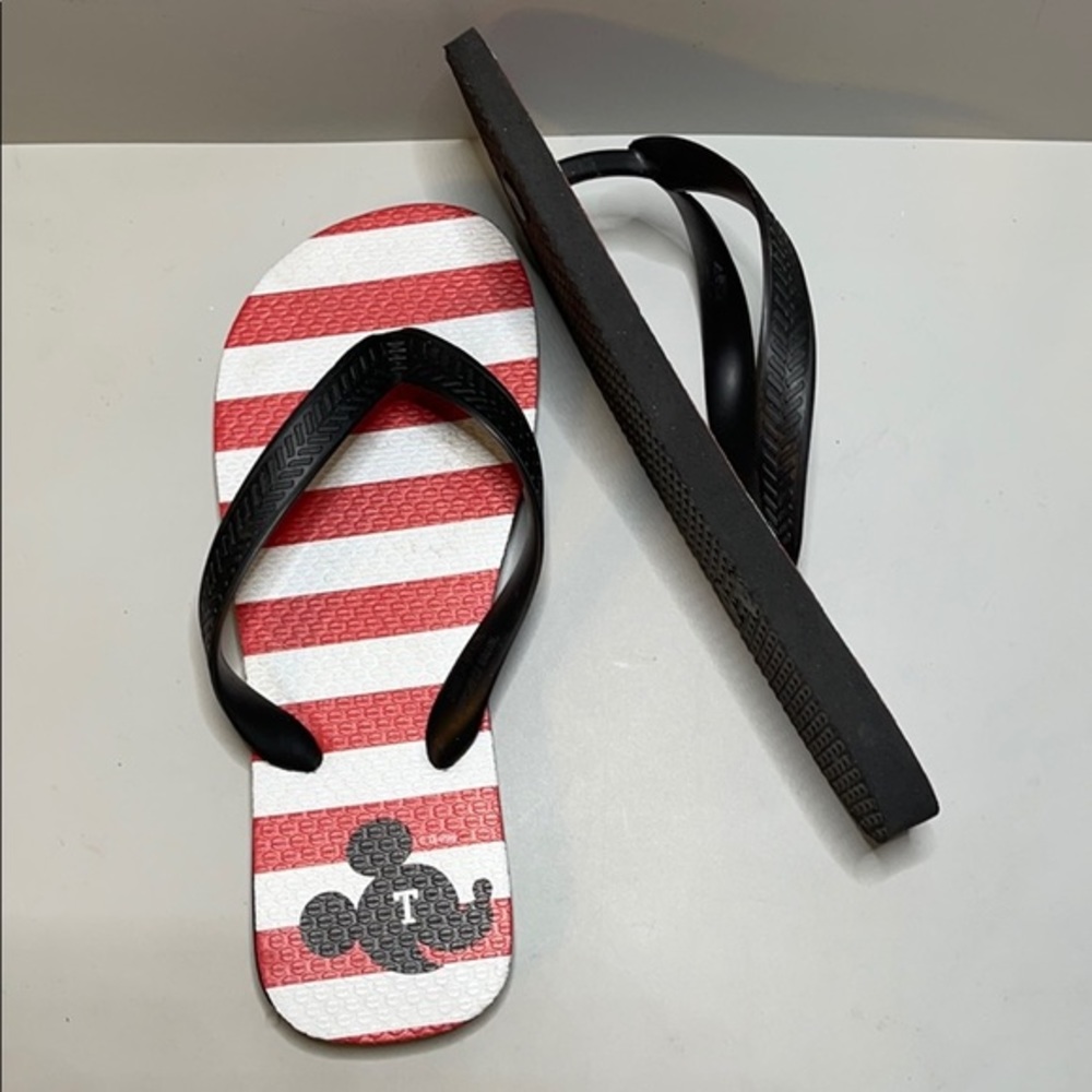 Mickey/Minnie Mouse black/red flip flops